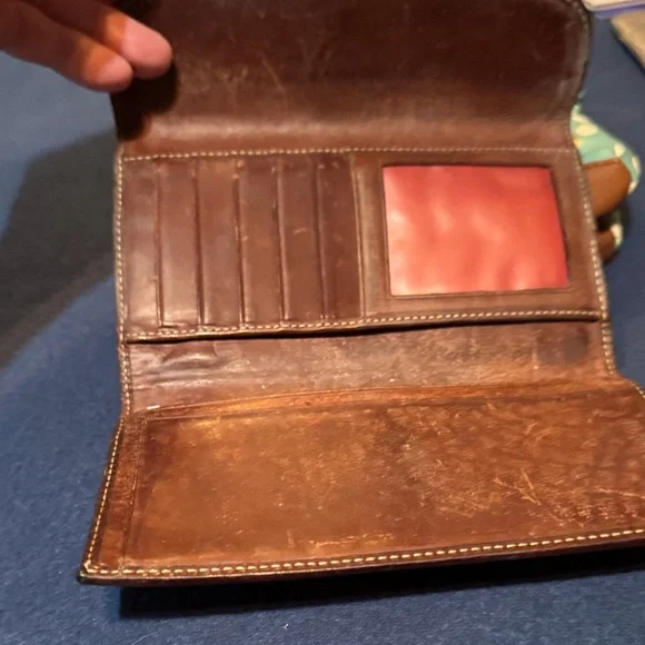 Dooney & Bourke Tan Monogram Wallet - Picture 2 of 6